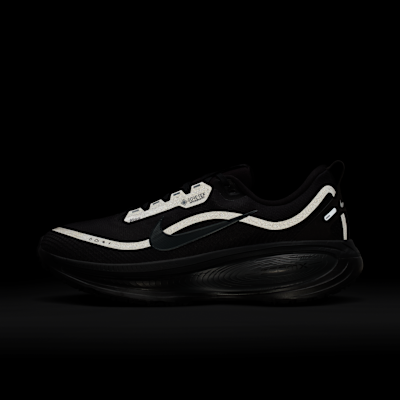 Pánské nepromokavé běžecké silniční boty Nike Vomero 18 GORE-TEX s reflexními prvky