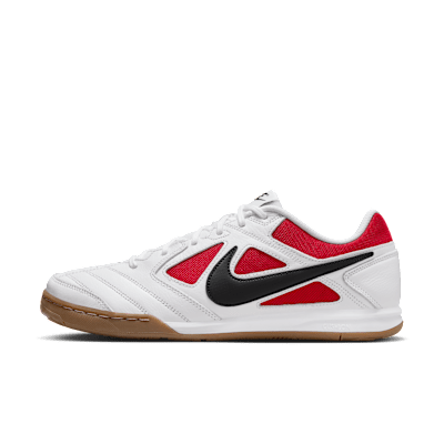 Nike Gato