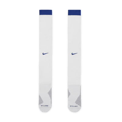 Chelsea F.C. Strike Home Nike Dri-FIT Knee-High Football Socks