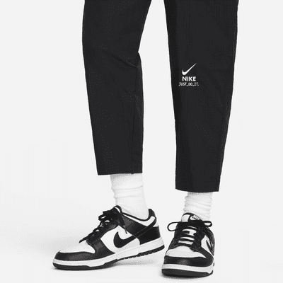 Nike Sportswear City Utility Women's High-Waisted Woven Pants