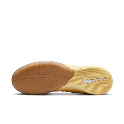 Tenis de fútbol de corte low para cancha cubierta Nike Lunargato II