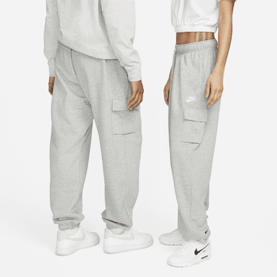 Nike Sportswear Club Fleece Women's Mid-Rise Oversized Cargo Sweatpants