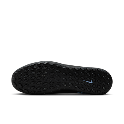 Nike Mercurial Vapor 16 Club Turf Low-Top Soccer Shoes
