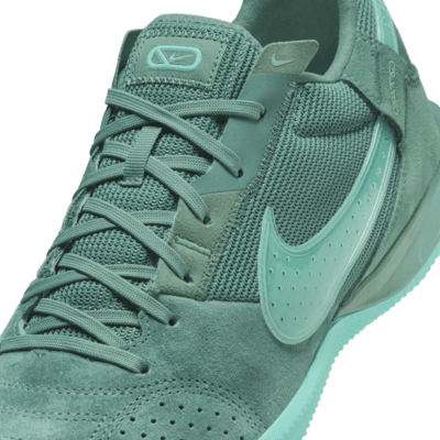 Chaussure de foot basse Nike Streetgato