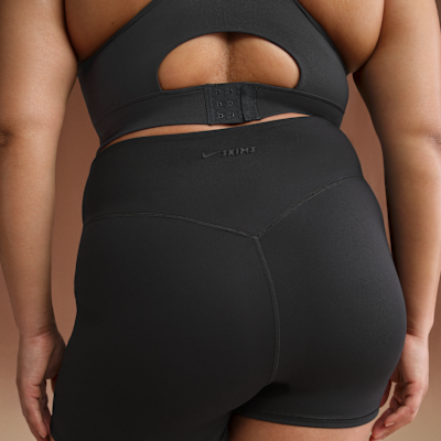 Shorts de tiro alto de 8 cm para mujer NikeSKIMS Matte