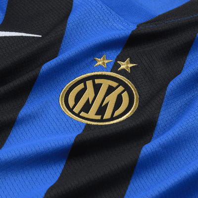 Inter Mailand 2024/25 Stadium Home Nike Replika Fußballtrikot mit Dri-FIT-Technologie (ältere Kinder)