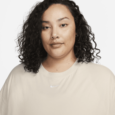 Nike Sportswear Essential Women's T-Shirt (Plus Size)