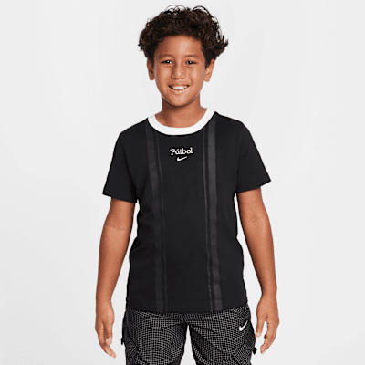 Nike Sportswear Older Kids' T-Shirt