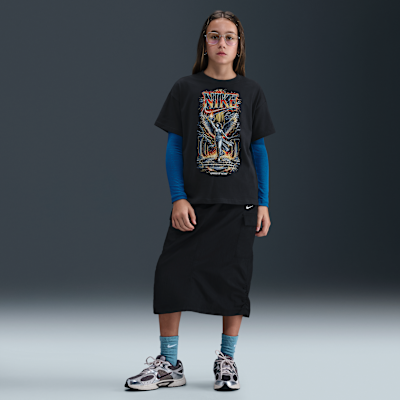 Nike Sportswear Essential Big Kids' (Girls') T-Shirt