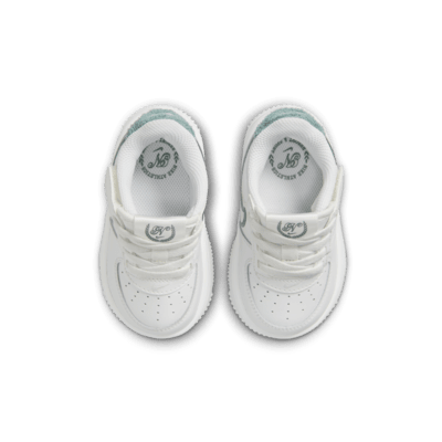 Tenis para bebé e infantil Nike Force 1 Low LV8 EasyOn