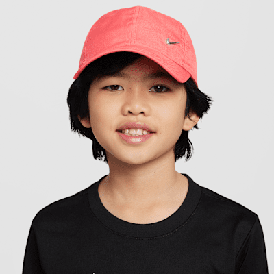 Nike Dri-FIT Club unstrukturierte Metall-Swoosh-Cap für Kinder