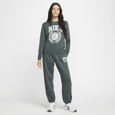 Nike Sportswear Club Fleece Women's Oversized Mid-Rise Sweatpants