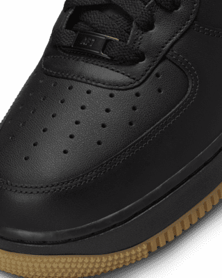 Nike Men's Air Force 1 Low '07 shoe, Black/Gum Light