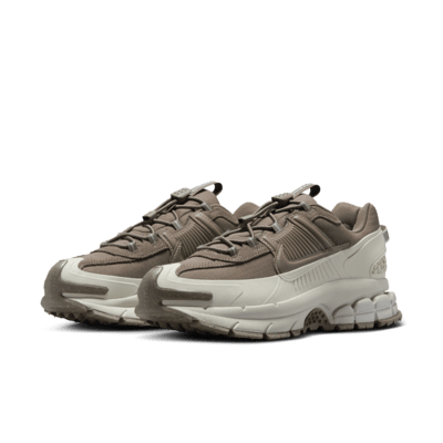 Nike Zoom Vomero Roam Women's Winterized Shoes