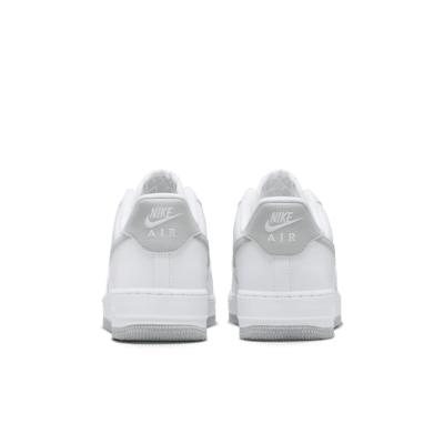 รองเท้าผู้ชาย Nike Air Force 1 '07