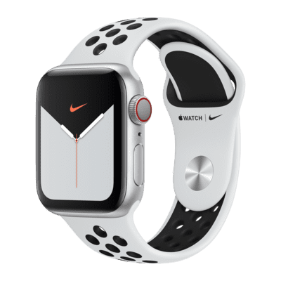 Apple Watch Nike Series 5 (GPS + λειτουργία κινητού) με Nike Sport Band σε ανοιχτή συσκευασία και ασημί κάσα αλουμινίου 44 mm