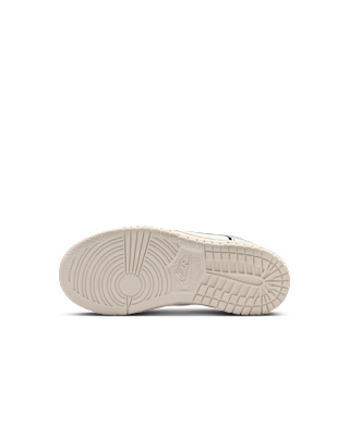 Nike Dunk 低筒鞋 x 樂高® 系列