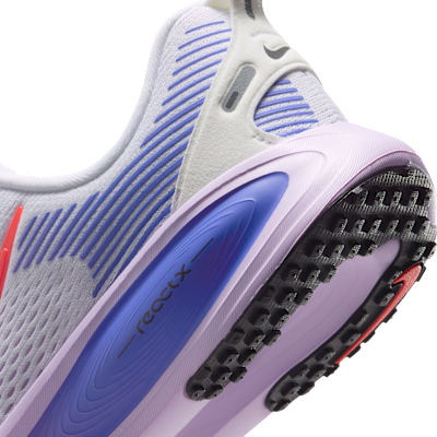 Nike Vomero 18 Straßenlaufschuh (ältere Kinder)