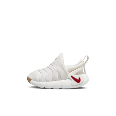 Nike Dynamo Go SE