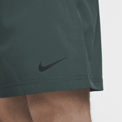 Shorts Dri-FIT de 18 cm versátiles sin forro para hombre Nike Form