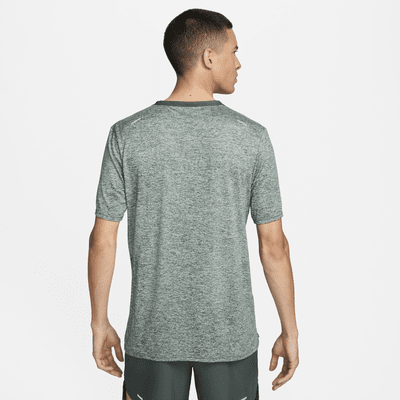 Ανδρική κοντομάνικη μπλούζα για τρέξιμο Dri-FIT Nike Rise 365