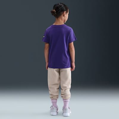 Playera Charm "Just Do It" Nike para niños talla pequeña