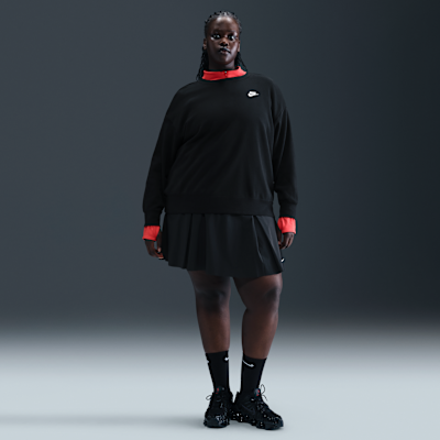 Nike Sportswear Club Fleece Women's Loose Crew-Neck Sweatshirt (Plus Size)