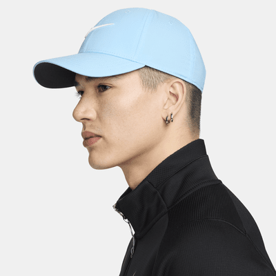 Gorra Swoosh estructurada Nike Dri-FIT Club