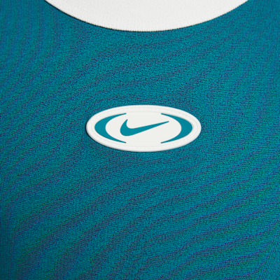 Nike Sportswear Older Kids' (Girls') Cropped T-Shirt