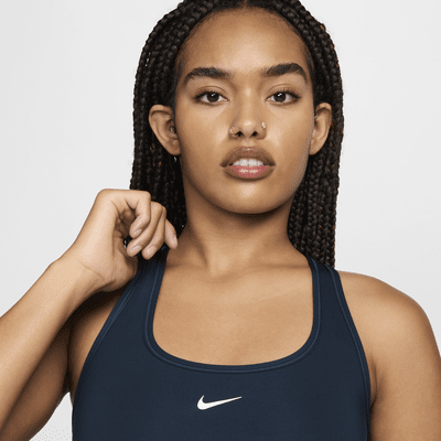 Bra deportivo sin almohadillas para mujer Nike Swoosh Light Support