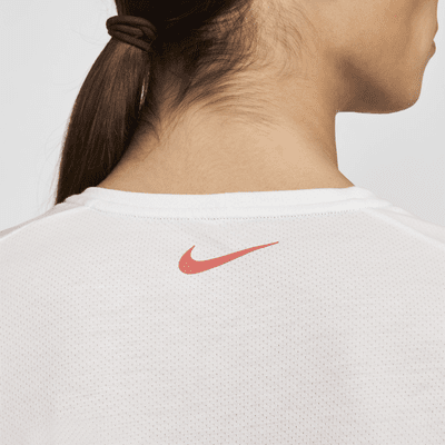 เสื้อวิ่งแขนสั้นผู้ชาย Nike Rise 365 Run Energy