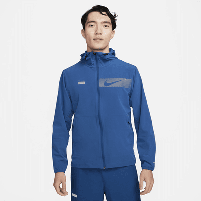 Nike Unlimited Men's Repel Hooded Versatile Jacket. Nike IN