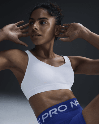 Женские  Nike Indy High Support Padded Adjustable Sports Bra