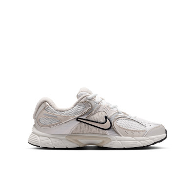 Tenis para niños grandes Nike V5 RNR