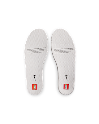 Nike Dunk 低筒鞋 x 樂高® 系列