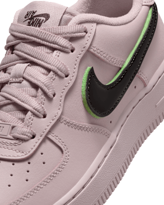 Nike Air Force 1 LV8