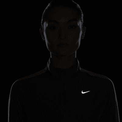 ナイキ Dri-FIT スウッシュ ラン ウィメンズ ランニングジャケット