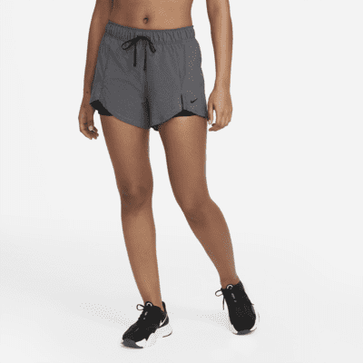 metálico pétalo calcetines Shorts de entrenamiento para mujer Nike Flex Essential 2-in-1. Nike.com