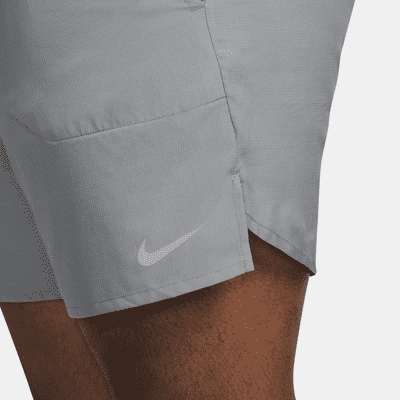 Short de running avec sous-short intégré 18 cm Dri-FIT Nike Stride pour homme