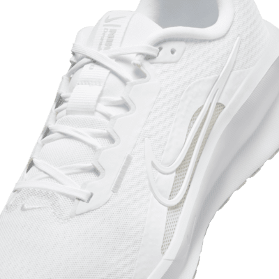 Tenis de correr en pavimento para hombre Nike Downshifter 13