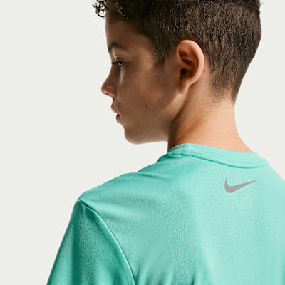 Playera de manga corta Dri-FIT para niño talla grande Natación Nike Hydroguard