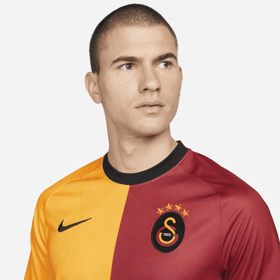 Galatasaray 2022/23 Home Men's Nike Dri-FIT Short-Sleeve Football Top