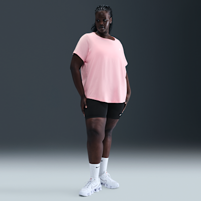 Nike Sportswear Club Essentials Women's T-Shirt (Plus Size)