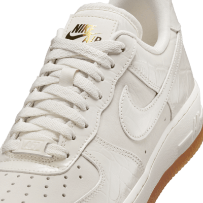 Nike Air Force 1 '07 LX 女鞋