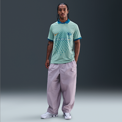 Nike Sportswear Men's Top