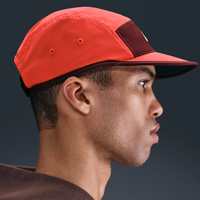 หมวกแก๊ปไร้โครง Swoosh Nike Dri-FIT Fly