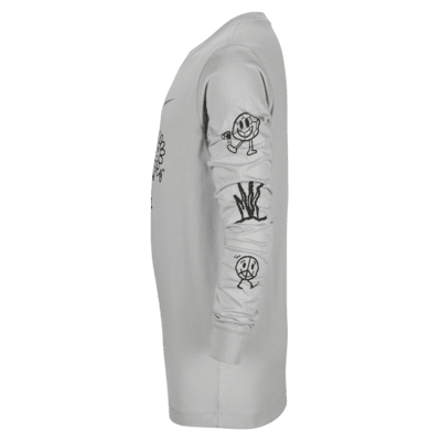Nike Sportswear Older Kids' Long-Sleeve T-Shirt