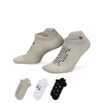 Nike Air Dri-FIT Everyday Plus Lightweight No-Show Socks (3 Pairs)