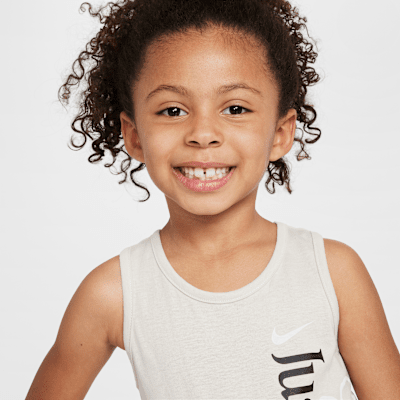 Conjunto de 2 piezas de camiseta de tirantes y shorts de malla Wild Flower Nike Dri-FIT para niños talla pequeña