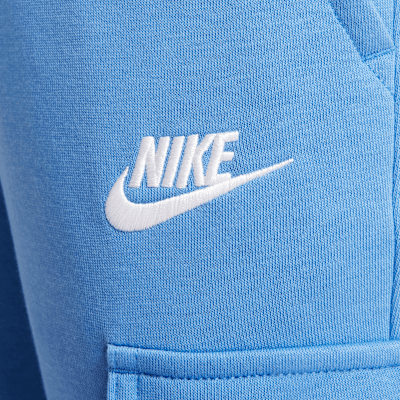 Pants cargo para niños talla grande Nike Sportswear Club Fleece